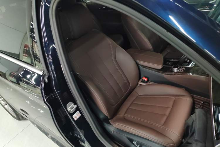 Used BMW 5 Series 2020 525Li M Sport Package
