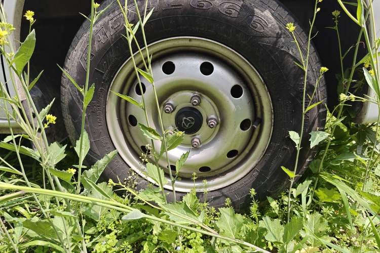 Used CHANGAN KAICHENG Ruixing EM60 2025 Model, Passenger Version—Comfortable Type, 6 Seats, 240 km, Side Doors, 60 kW Right Front Wheel Hub