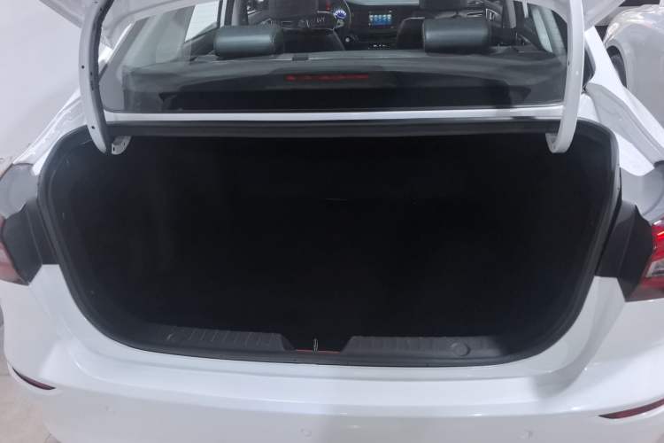 Used CHANGAN Eado 2019 1.6L GDI Manual Value Edition China VI Standard