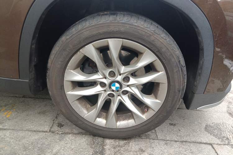 Used BMW X1 2014 sDrive18i Leading Model
