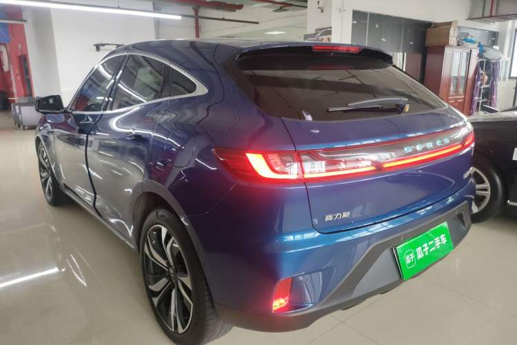 Used SERES SF5 2021 Four-Wheel Drive Freedom Expedition Edition
