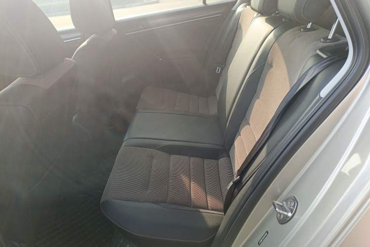 Used Volkswagen C-TREK 2018 1.5L Automatic Comfort Model
