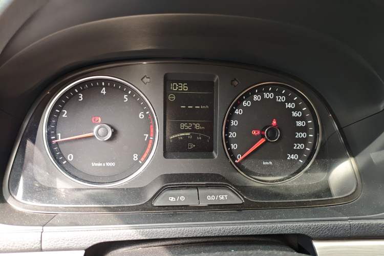 Used Volkswagen Lavida 2013 Restyled Classic 1.6L Manual Comfort Edition