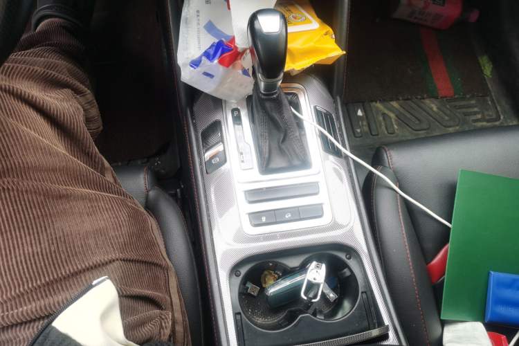 Used CHANGAN CS55 2017 1.5T Automatic Xuan Dong Model Gear Lever