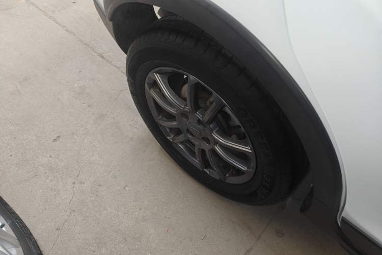 Used Geely Auto Vision X3 2021 PRO 1.5L CVT Deluxe Model