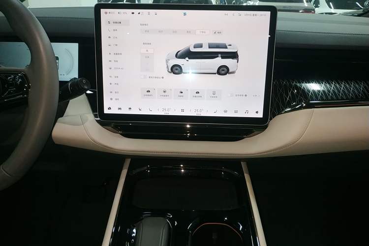 Used Zeekr 009 2022 ME Edition
