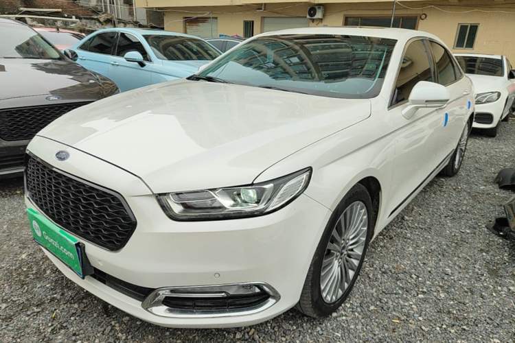 Used Ford Taurus 2018 EcoBoost 245 Premier Edition China VI Standard