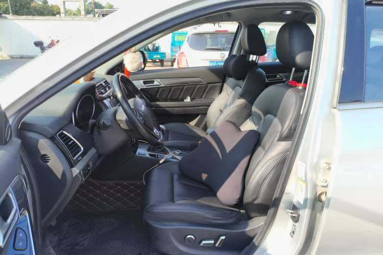 Used Haval H6 Coupe 2015 Blue Label 2.0T Manual Two-Wheel-Drive Elite Model