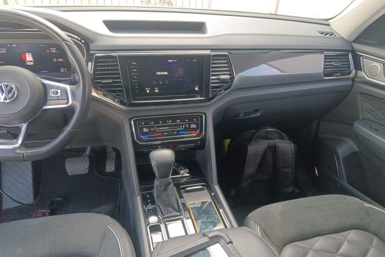 Used Volkswagen Teramont X 2020 330TSI Two-Wheel-Drive Prestige Luxury Edition
