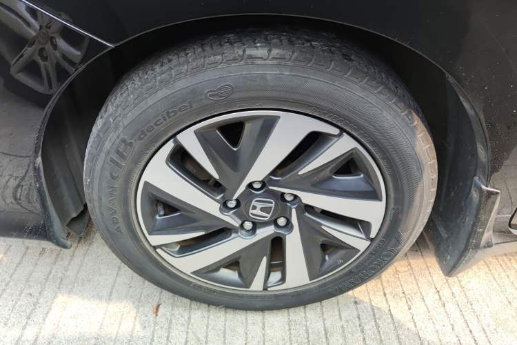 Used Honda Crider 2019 180 Turbo CVT Leading Edition China V Left Front Wheel Hub