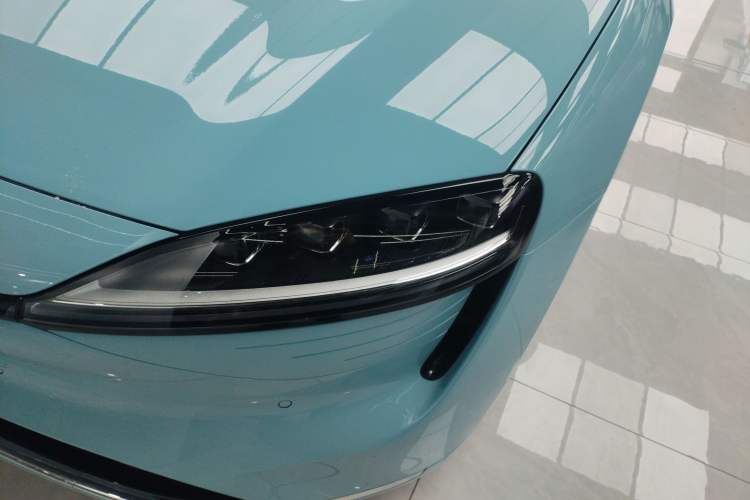 Used Hima Luxeed S7 2025 785 km Ultra
