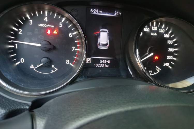 Used Nissan X-Trail 2017 2.5L CVT Leading Edition 4WD
