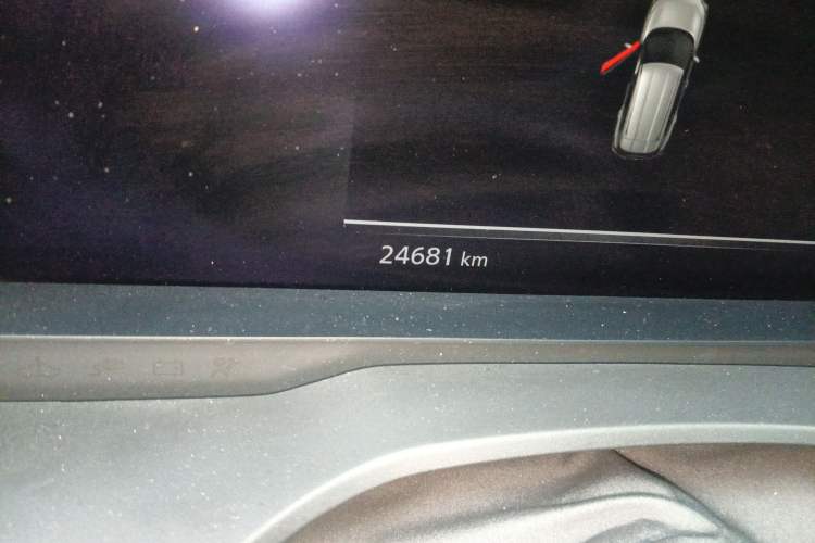 Used Nissan X-Trail 2023 e-POWER Ultra-Hybrid Dual-Motor All-Wheel-Drive Supreme Edition Odometer Close Up