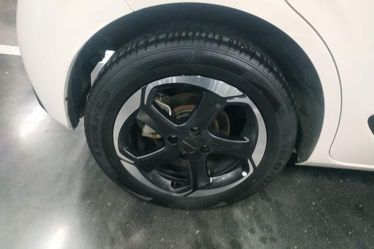 Used Dongfeng NAMMI 01 2024 430 Plus Smart+ Exterior 5