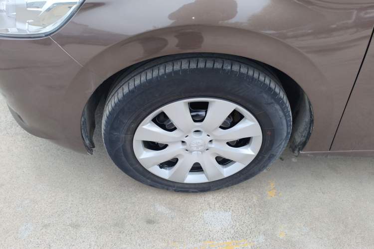 Used Peugeot 301 2016 1.6L Automatic Comfort Edition Left Front Wheel Hub