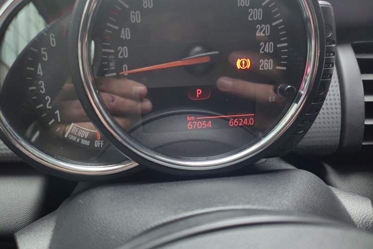 Used MINI 2016 1.5T COOPER Five-Door Edition