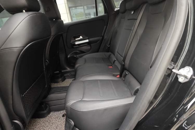 Used Mercedes-Benz GLA 2020 GLA 200 Left Rear Seat