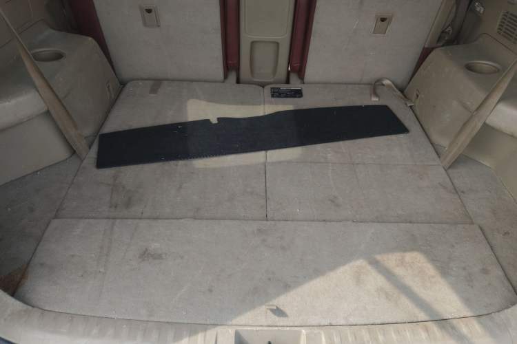 Used Toyota Highlander 2012 2.7L Two-Wheel Drive 7-Seater Luxury Edition