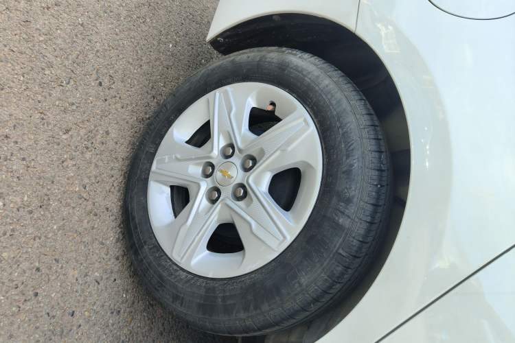 Used Chevrolet Cavalier 2019 320 Automatic Enjoyment with Sunroof