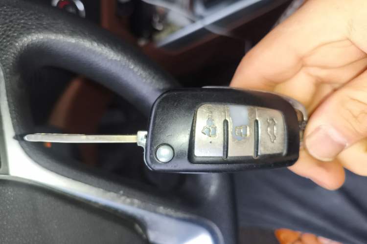 Used Geely Auto Diamond 2016 1.5L Manual Elite Edition
