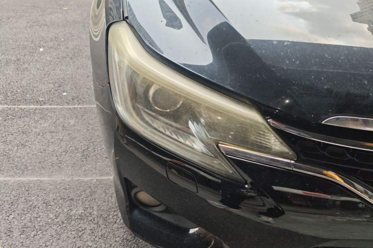 Used Toyota Reiz 2013 2.5V Shangrui Navigation Edition Right Front Headlight