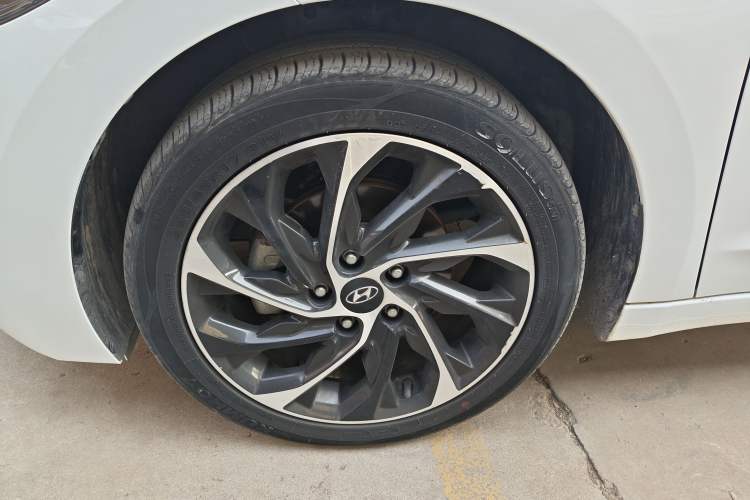 Used Hyundai Elantra (6th Generation / Lingdong) 2020 1.5L CVT Smart & Stylish – Elite Version