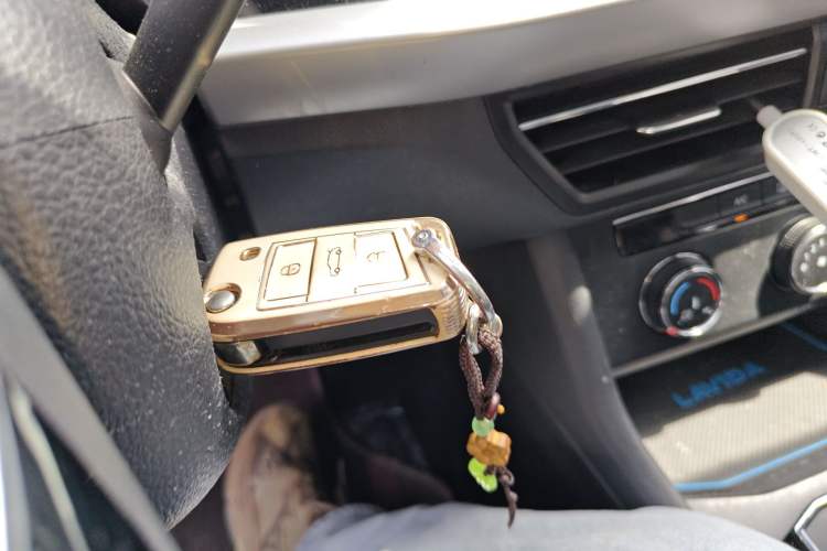 Used Volkswagen Lavida 2021 280TSI DSG Comfort Edition Interior 1