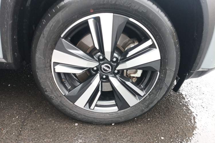 Used Nissan X-Trail 2023 e-POWER Ultra-Hybrid Dual-Motor All-Wheel-Drive Supreme Edition Right Front Wheel Hub