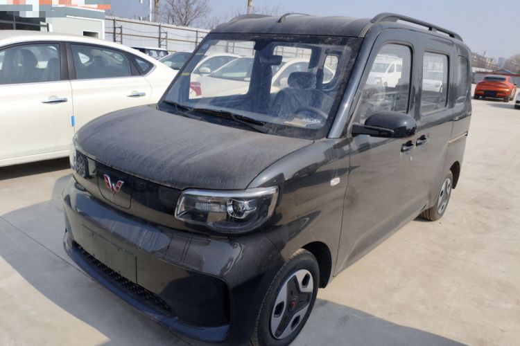 Used Wuling Zhiguang New Energy 2025 Model 305km Ambitious Edition