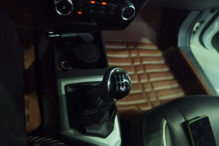 Used JAC Refine S2 2015 1.5L Manual Luxury Smart Model