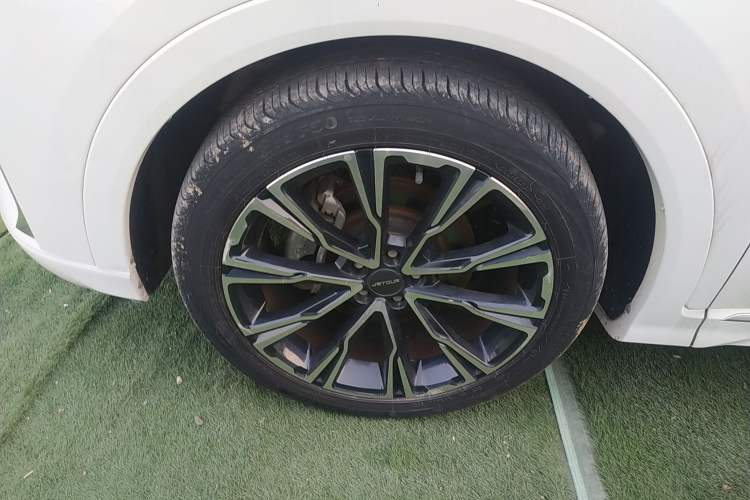 Used JETOUR X70 PLUS 2021 Zhuge 1.6T DCT Kongming 7-Seater