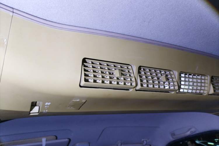 Used Jinbei Starfish A9 2011 1.0L Luxury Edition Headliner