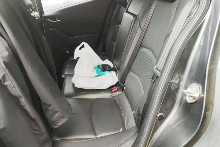 Used Mazda 3 Axela 2017 Sedan 2.0L Automatic Prestige Model China V Standard