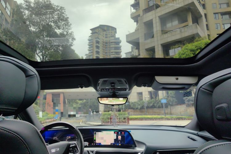 Used Cadillac LYRIQ 2022 Four-Wheel-Drive High-Performance Deluxe Edition Headliner