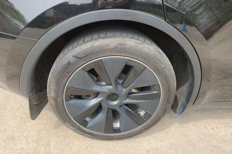 Used Tesla Model Y 2021 Standard Range Rear-Wheel Drive Version