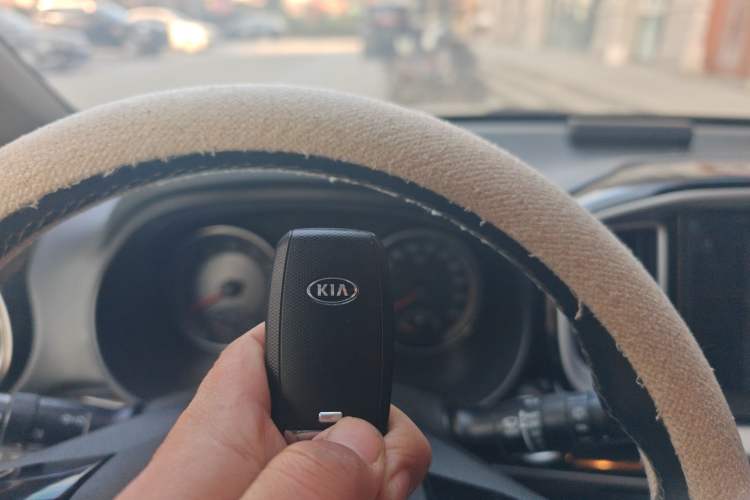 Used Kia kx1 Stonic 2019 1.4L Automatic Fun Edition China VI Vehicle Key