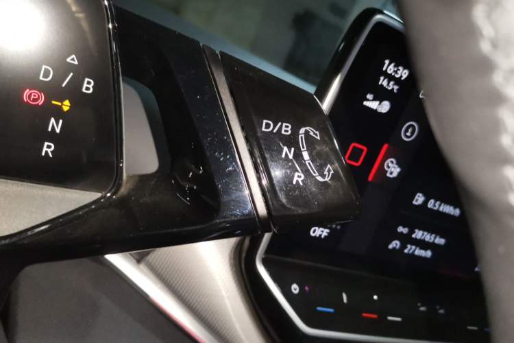 Used Volkswagen ID.4 CROZZ 2022 Long-Range Lite PRO Edition Gear Lever