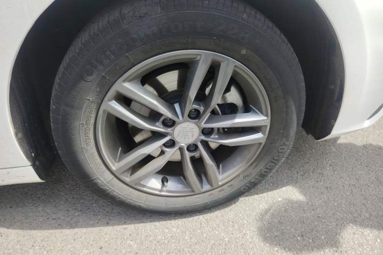 Used BYD Qin Pro 2018 1.5L Manual SmartConnect Sharp Edition Right Front Wheel Hub