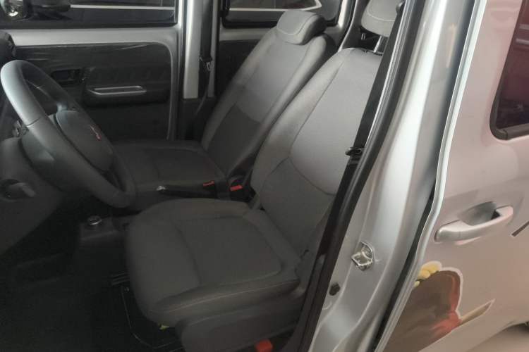 Used Wuling Zhiguang New Energy 2025 Comfort Model
