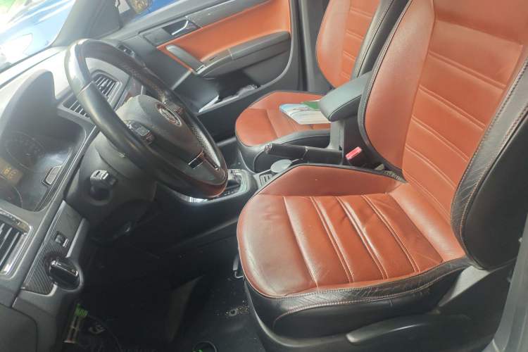 Used Volkswagen Lavida 2014 1.4TSI DSG Sport Edition