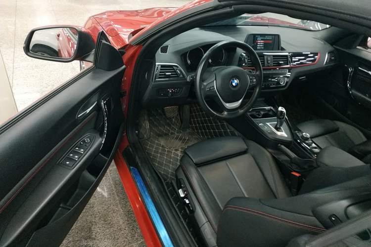 Used BMW 2 Series 2019 225i Convertible Coupe Sports Design Package
