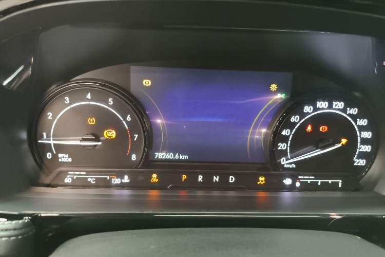 Used Lincoln Corsair 2021 2.0T Two-Wheel-Drive Luxury Edition Instrument Cluster