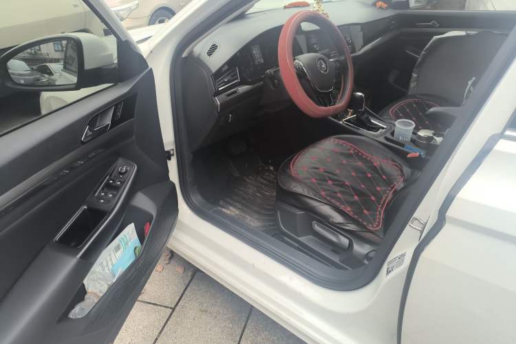 Used Volkswagen Bora 2019 Revised Version 1.5L Automatic Elite Edition China VI Standard Driver Seat