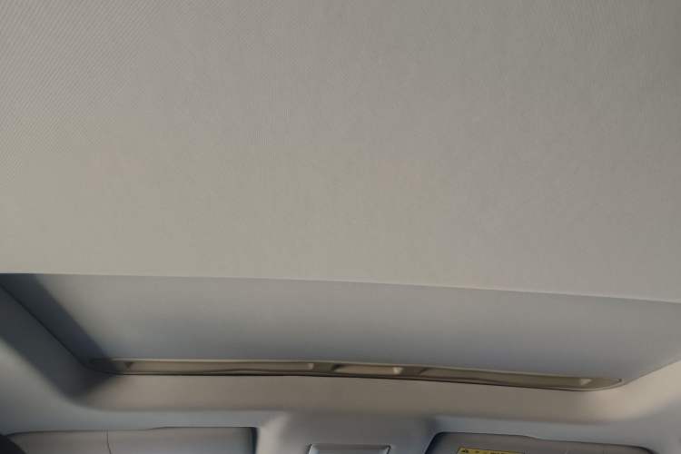 Used Roewe i5 2023 1.5L CVT Flagship Edition