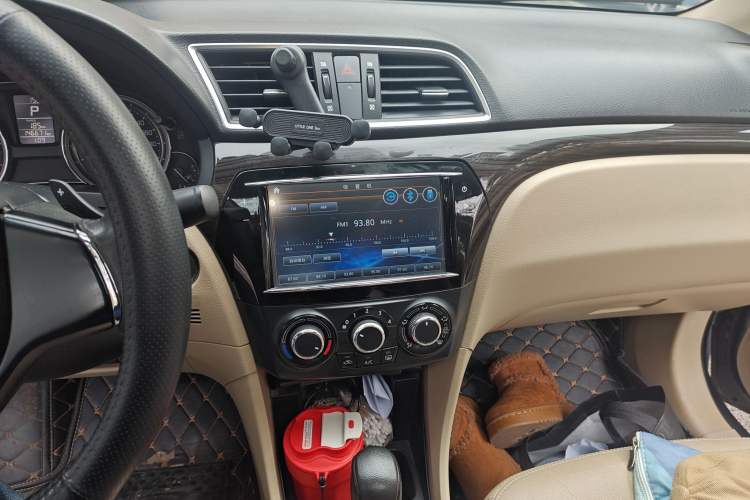 Used Suzuki Alivio 2015 1.6L Automatic Enjoyment Model Audio And AC Panel