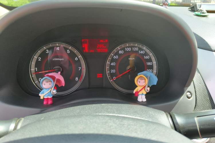 Used Hyundai Verna (older generation) 2014 1.4L Manual Top-Tier Model TOP Instrument Cluster