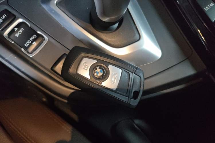 Used BMW 3 Series 2018 320Li Fashion Model
