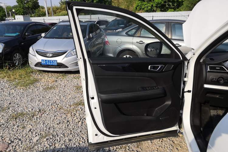 Used Cowin Xuanjie 2021 1.5L Manual Enjoyment Edition Left Front Door Interior