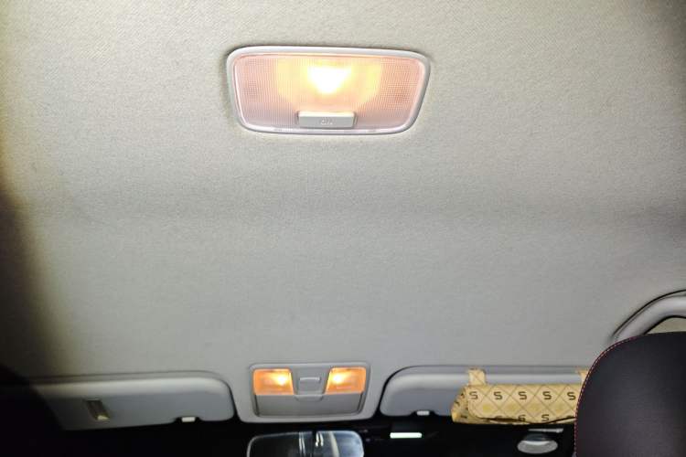 Used Hyundai Elantra (5th Generation / Langdong) 2012 1.6L Automatic Fashion Edition
