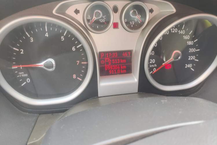 Used Ford Focus 2011 Hatchback 1.8L Automatic Fashion Edition
